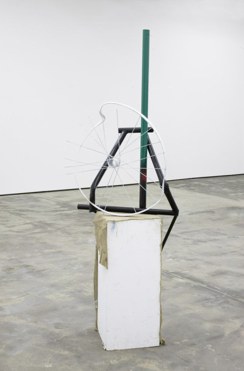 
     <i>Strippen in full colour</i>, 
     2009<br />
     Wood, metal, spraypaint, 
      195 x 45 x 70 cm<br />
     