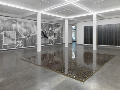 
     <i>Tönend hallt die Jugend (exhibition view), Kunsthalle Recklinghausen, 2018</i>, 
     <br />
      
     <br />
     