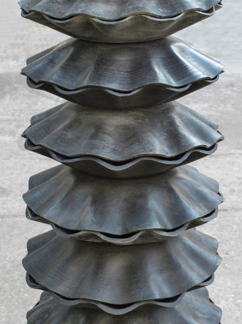 
     <i>Details of Säule</i>, 
     2018<br />
      
      h=800, Ø 27 cm<br />
     