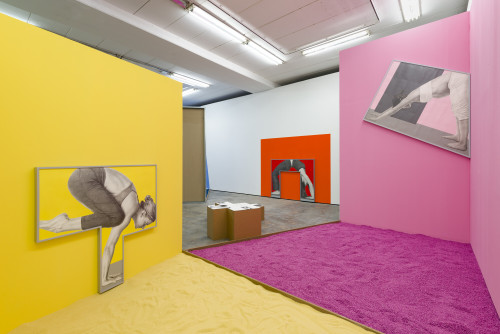 
     <i>Installation view Unwinding Unboxing, Unbending Uncocking, Wentrup, Berlin, 2016</i>, 
     <br />
      
     <br />
     