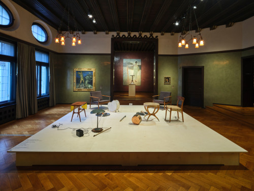 
      
     <br />
      
     <br />
     Installation view 