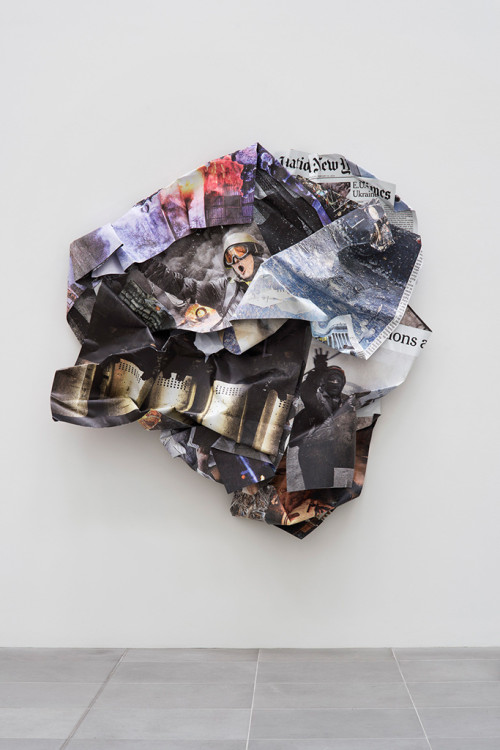 
     <i>Maidan III</i>, 
     2015<br />
     minium, stainless steel, digital print, 
      250 x 240 x 45 cm<br />
     