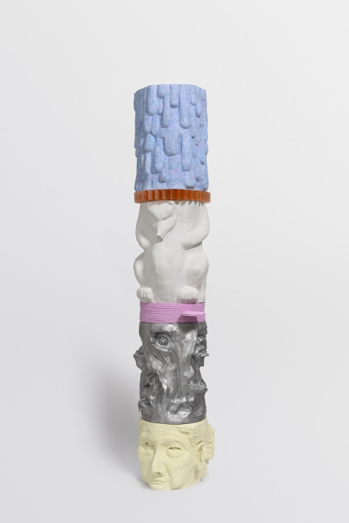 <i>Achronie 41</i>, 2023<br />Jesmonite, resin, aluminium, 270 x ø 65 cm<br />