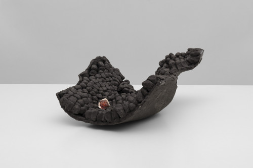 <i>intimacy with mortals 4</i>, 2022<br />Ceramics, black grog and minerals, 21 x 38 x 55 cm<br />
